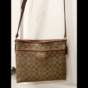 Authentic Coach Crossbody Signature Canvas Bag